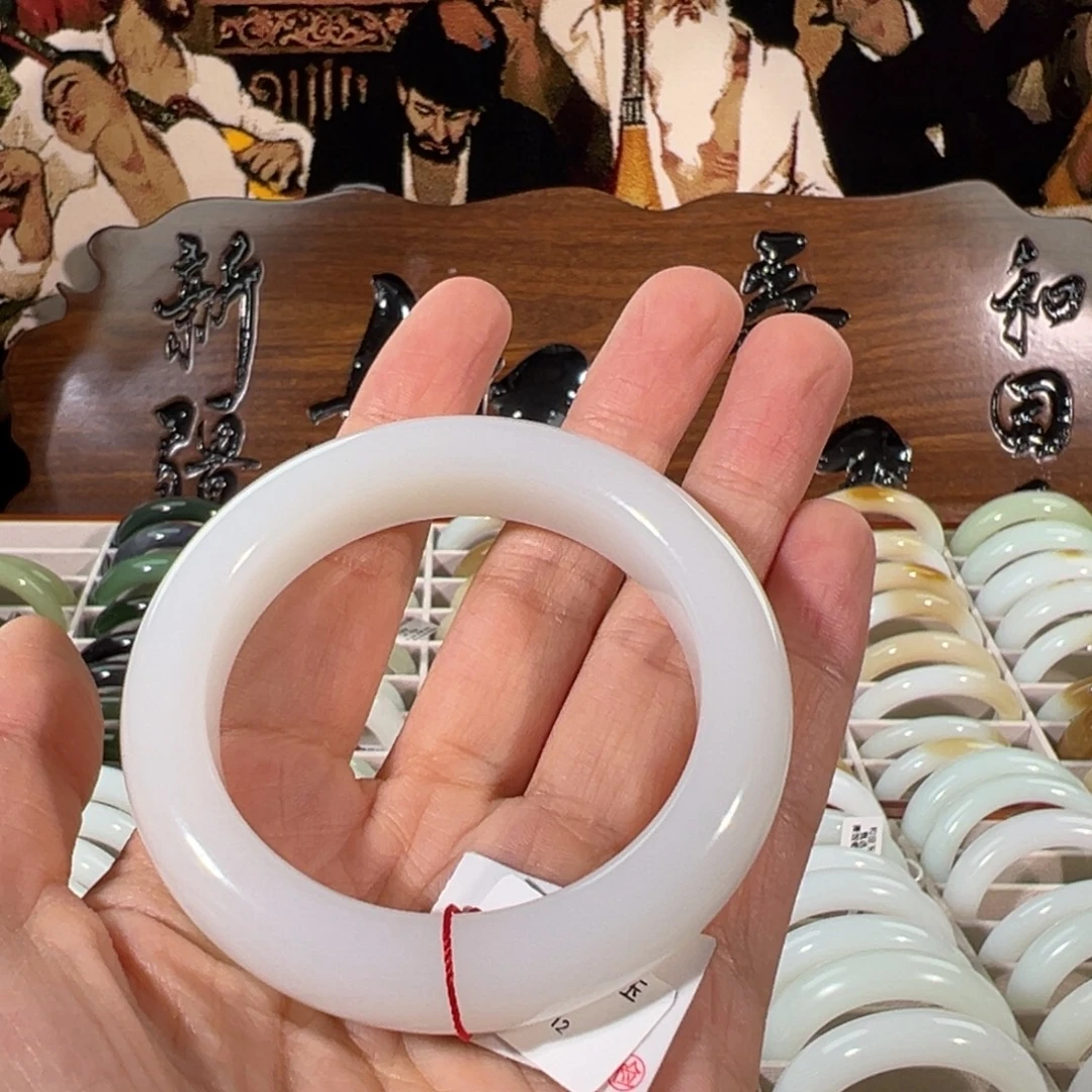 和田玉（白玉）未镶嵌手镯和田玉女士羊脂白玉手镯