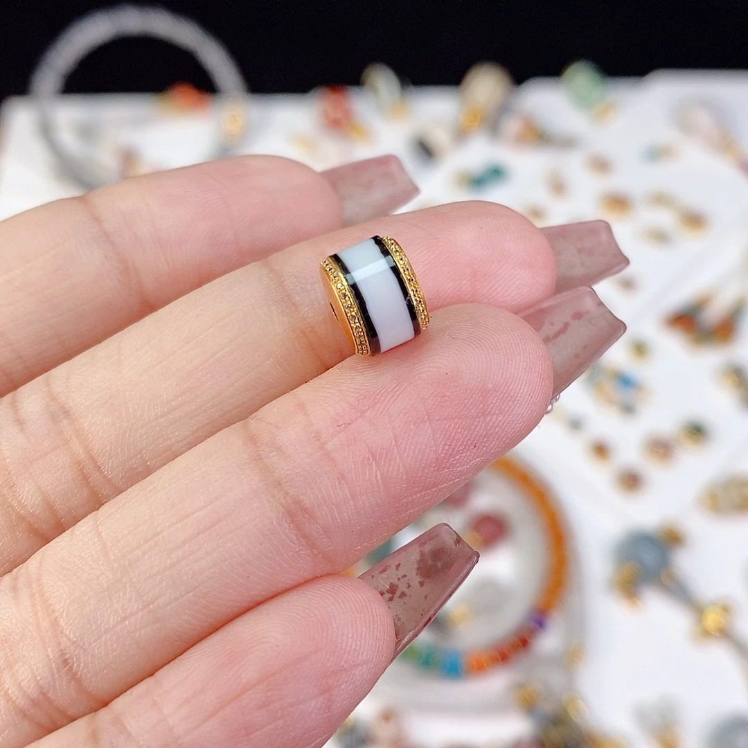 玛瑙/玉髓18K金镶嵌颈饰8.8x7