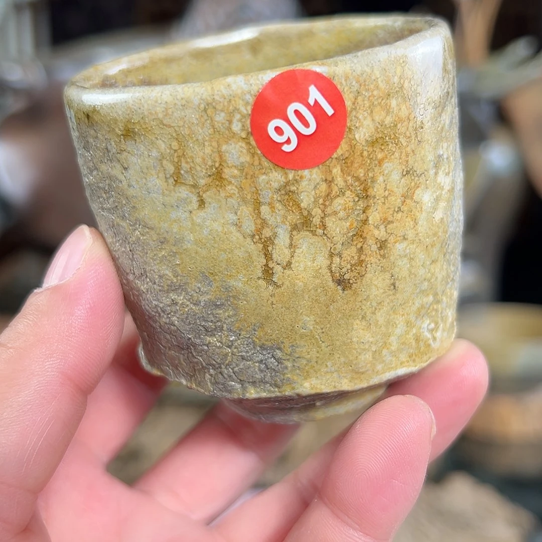 杯未**到901号郝老师手捏柴烧杯