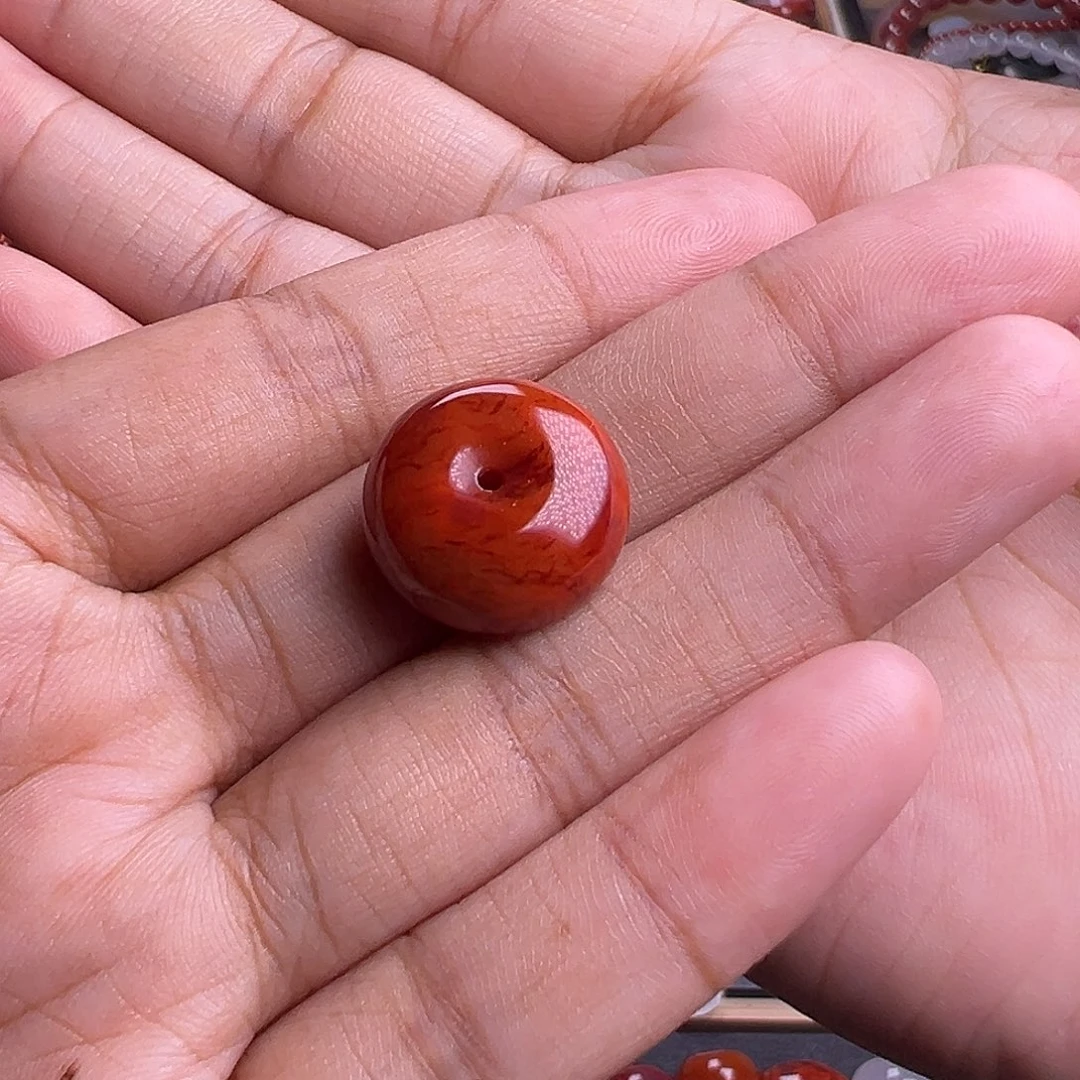 不***兴南红玛瑙未镶嵌珠宝奇石