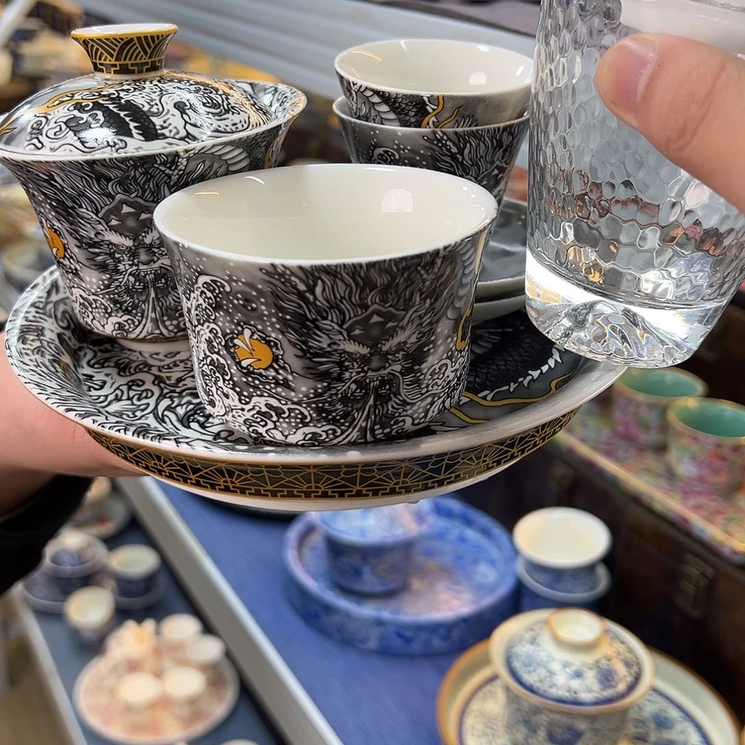 我们的目标是成为一个优秀的人