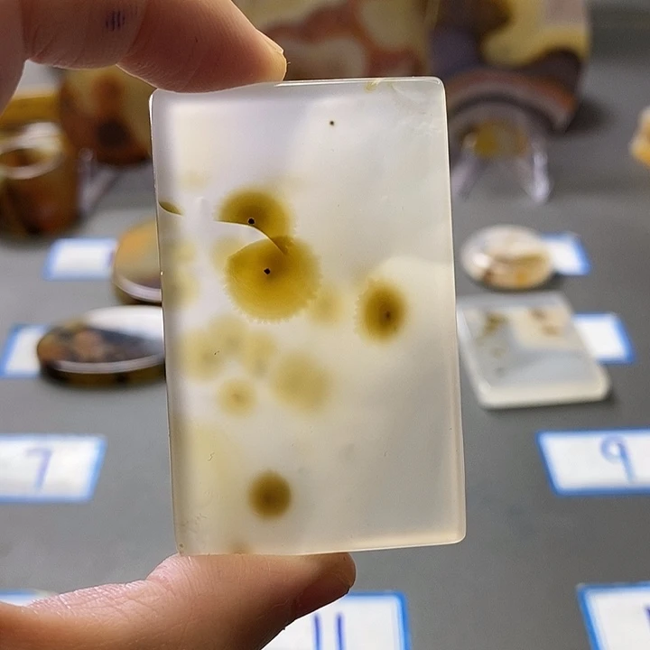 玛瑙/玉髓未镶嵌珠宝半成品119