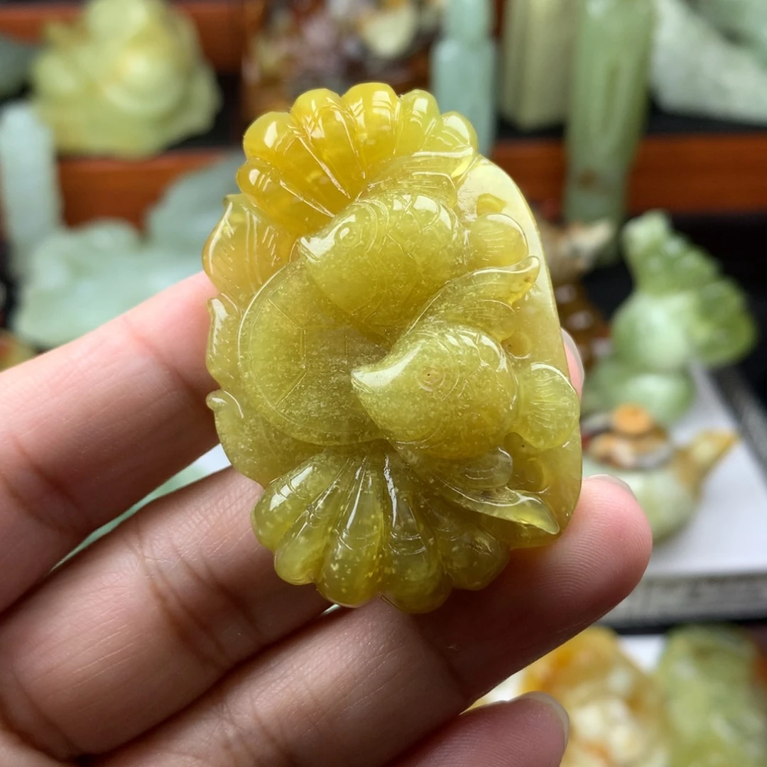 岫玉手把件未镶嵌