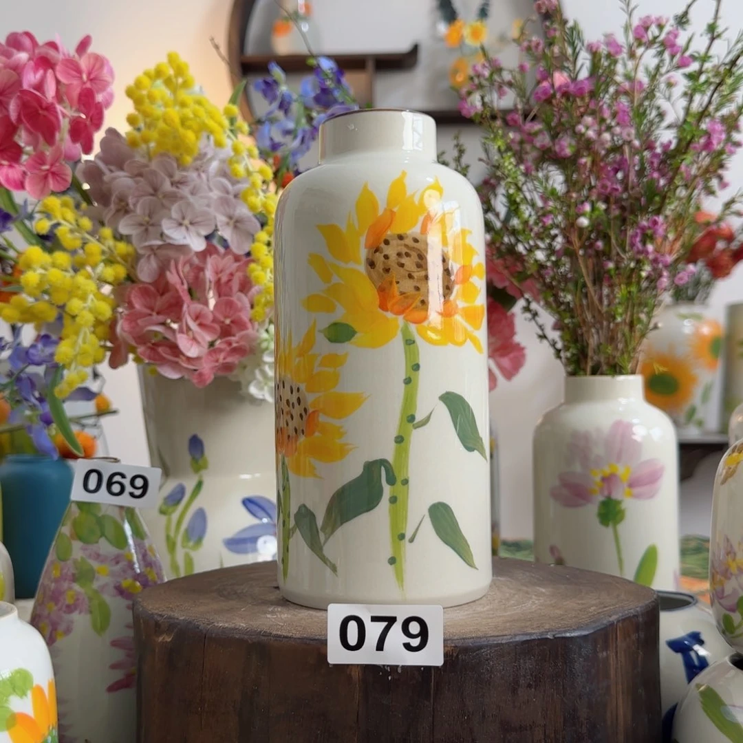 摆件景德镇陶瓷手绘小花瓶摆件无孔