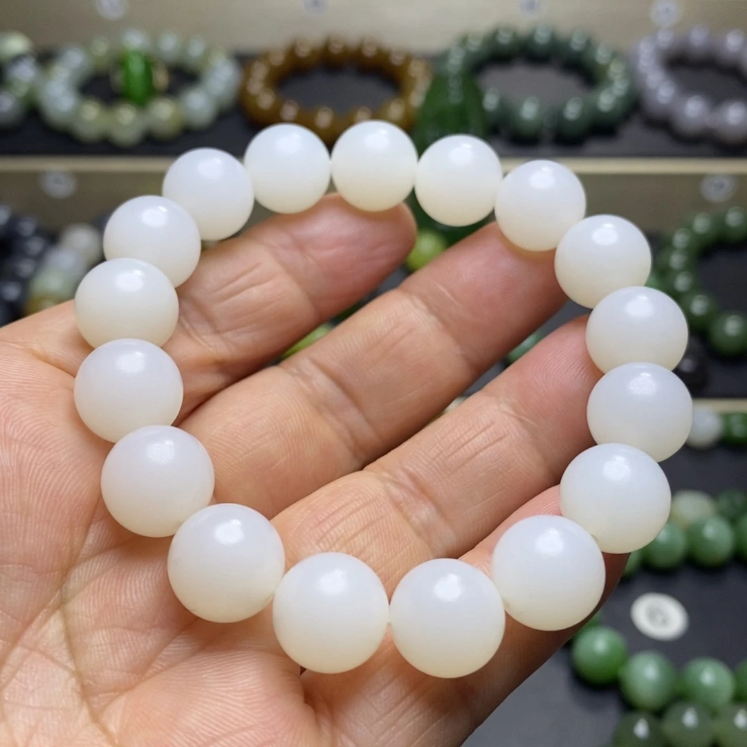 和田玉手串未镶嵌