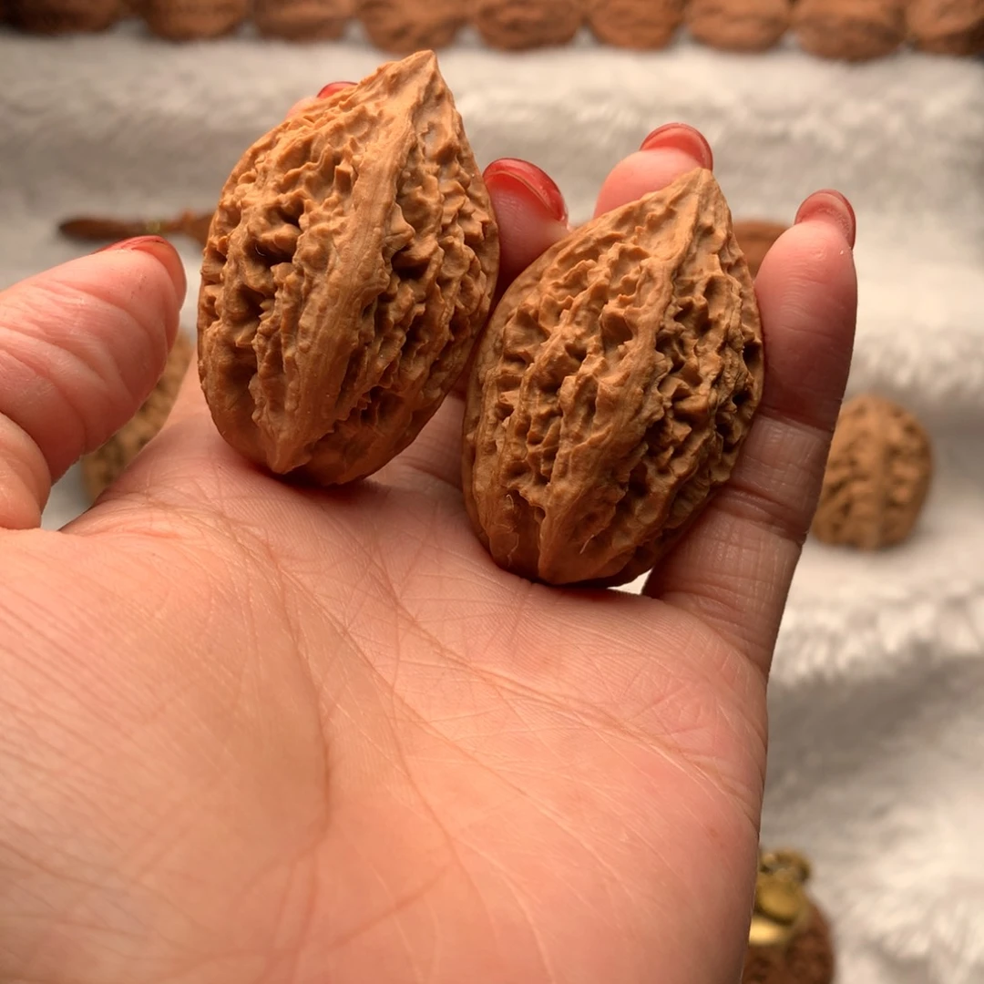 文玩核桃吊坠鸢小武核桃蚂蚁塔