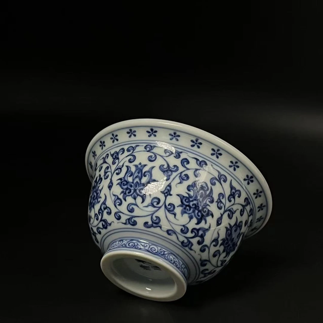 景德镇纯手工手绘柴窑3.0版本仿明永乐缠枝莲双狮内绘压手杯