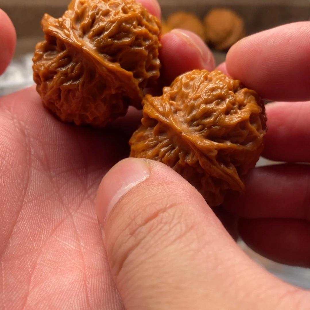 文玩核桃把件40铁核桃