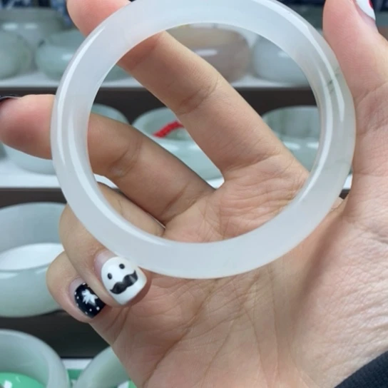 石英质玉（金丝玉）未镶嵌手镯