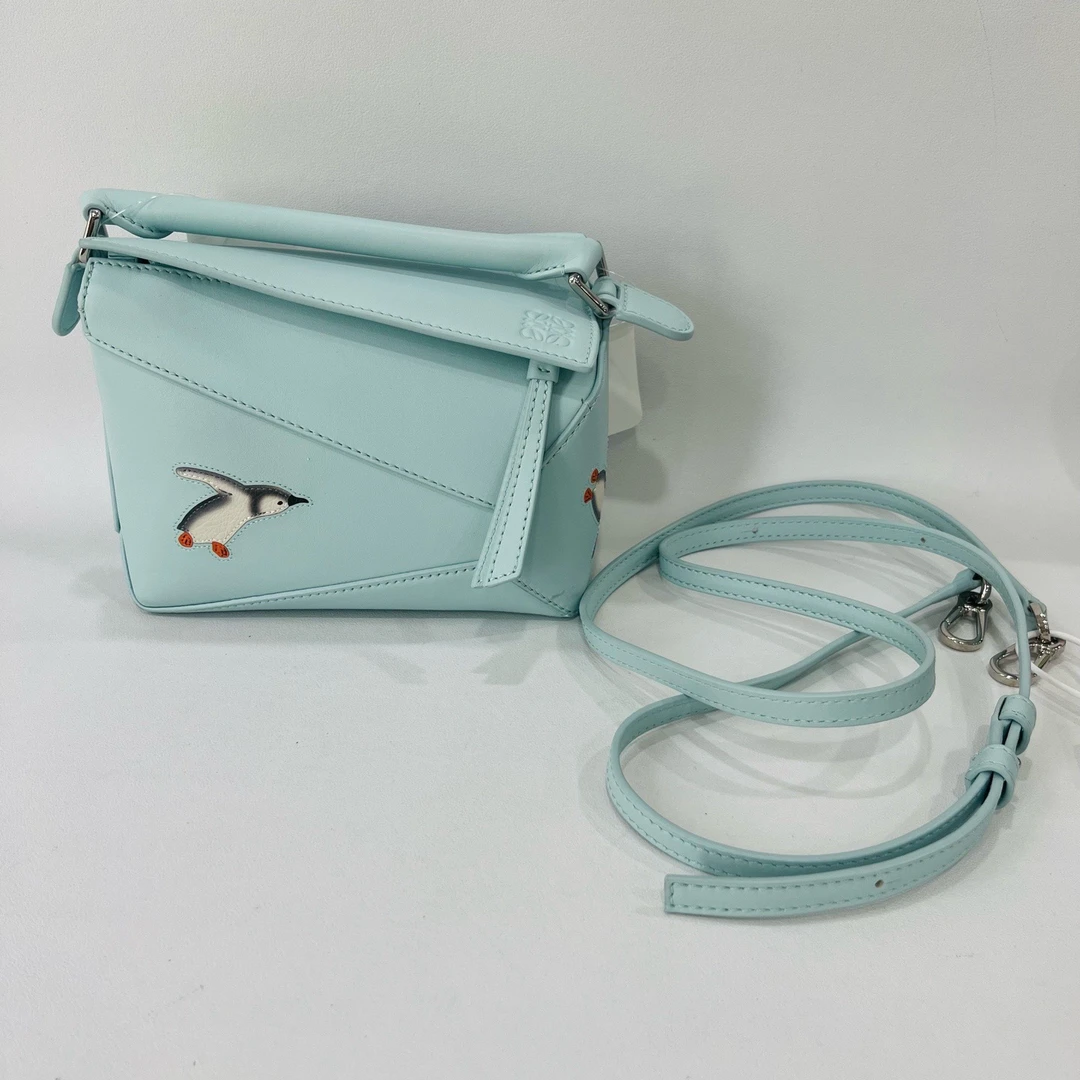 95新 LOEWE/罗意威 捐金沉珠/冰川系列puzzle