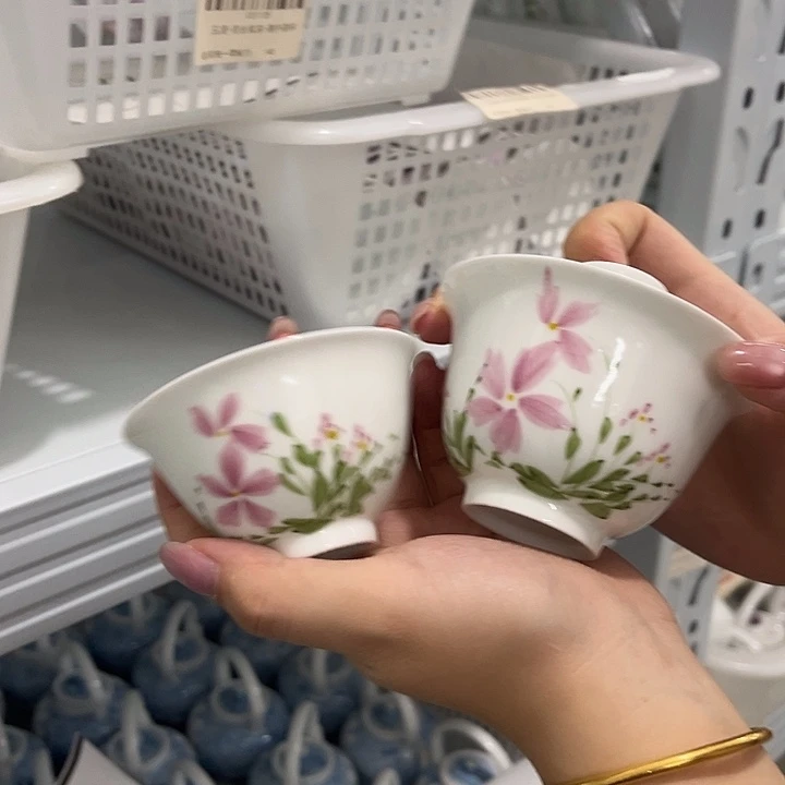 两件套哈哈哈哈哈哈