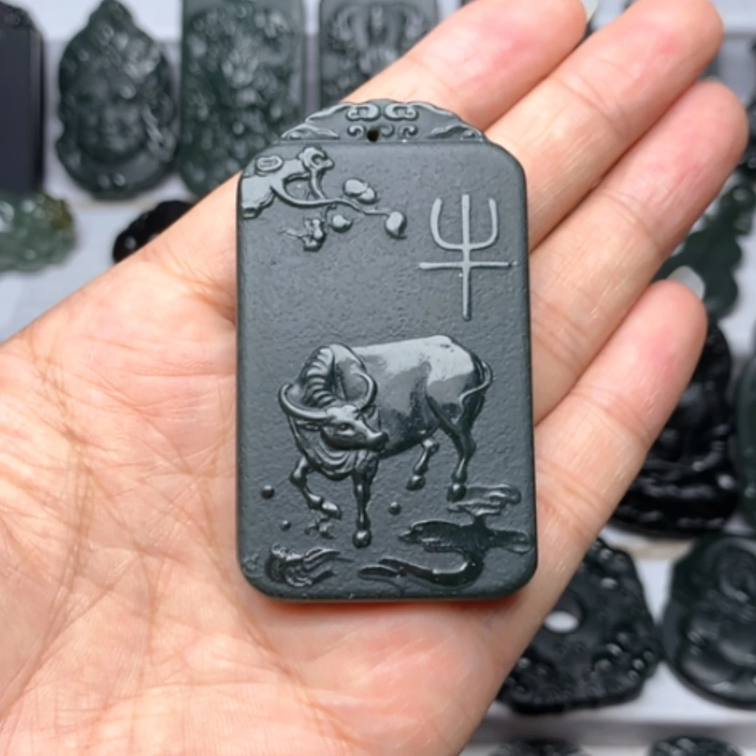 【闪购商品】和田玉未镶嵌颈饰双面雕刻