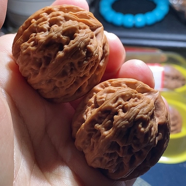 【闪购商品】吊坠文玩核桃红锦鲤