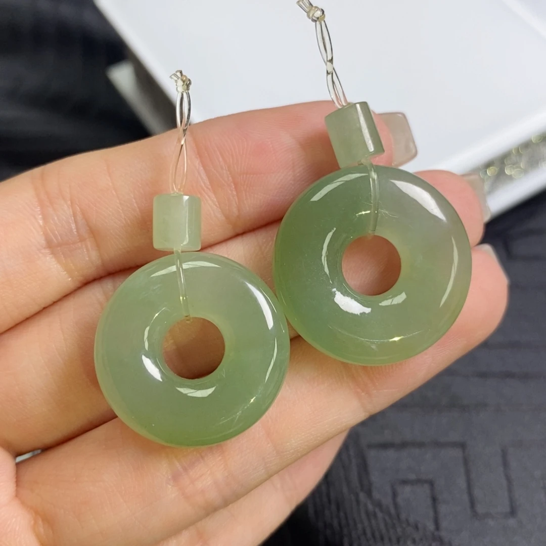 翡翠未镶嵌耳饰甜甜圈