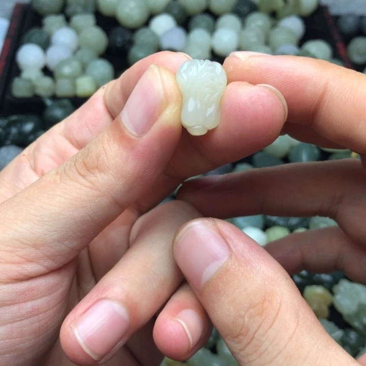【闪购商品】和田玉未镶嵌颈饰