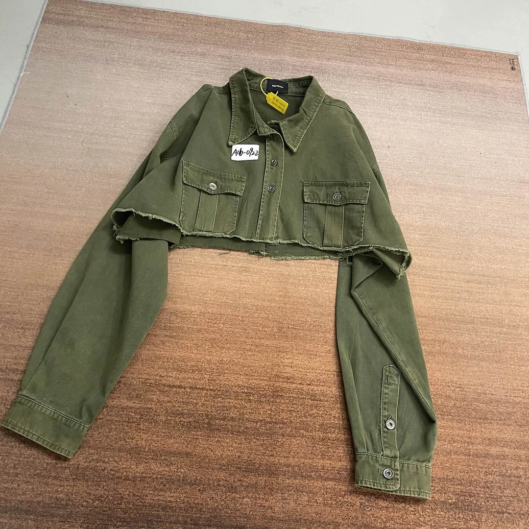 A16-0922 偏薄 军绿设计高级感辣妹短款外套防晒衣 无弹（不换退）