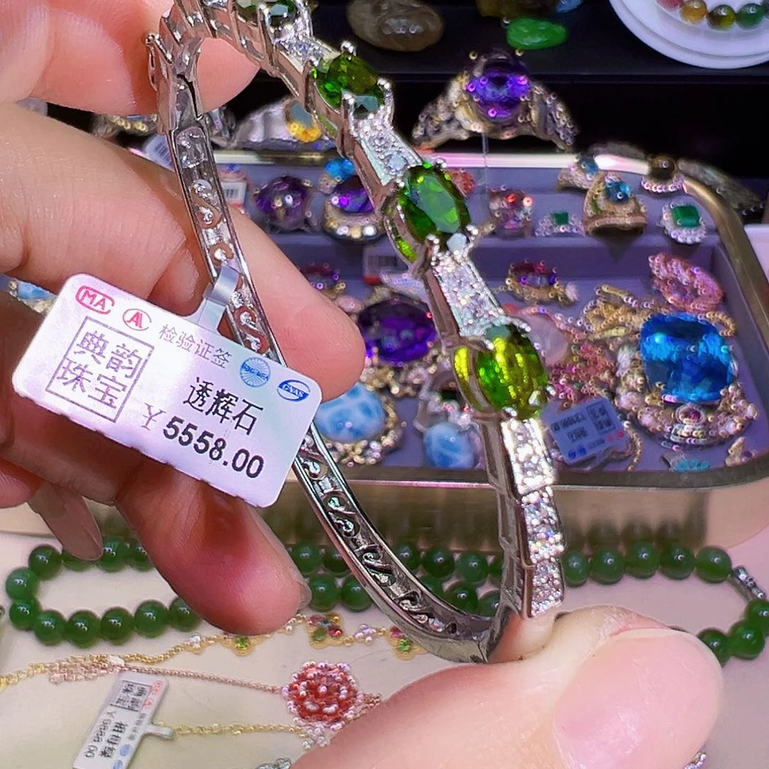 手镯透辉石未镶嵌