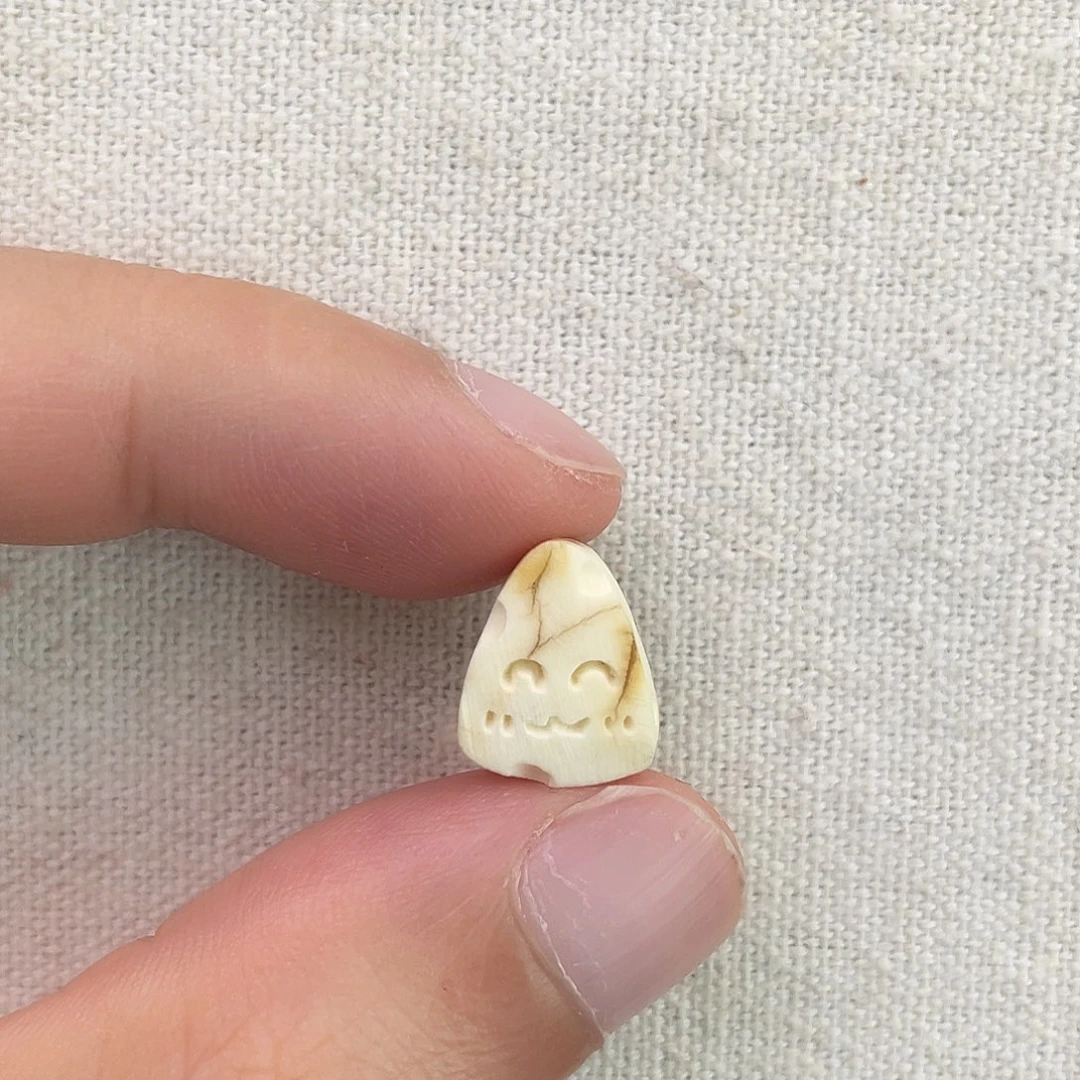 琥珀未镶嵌珠宝奇石奶酪