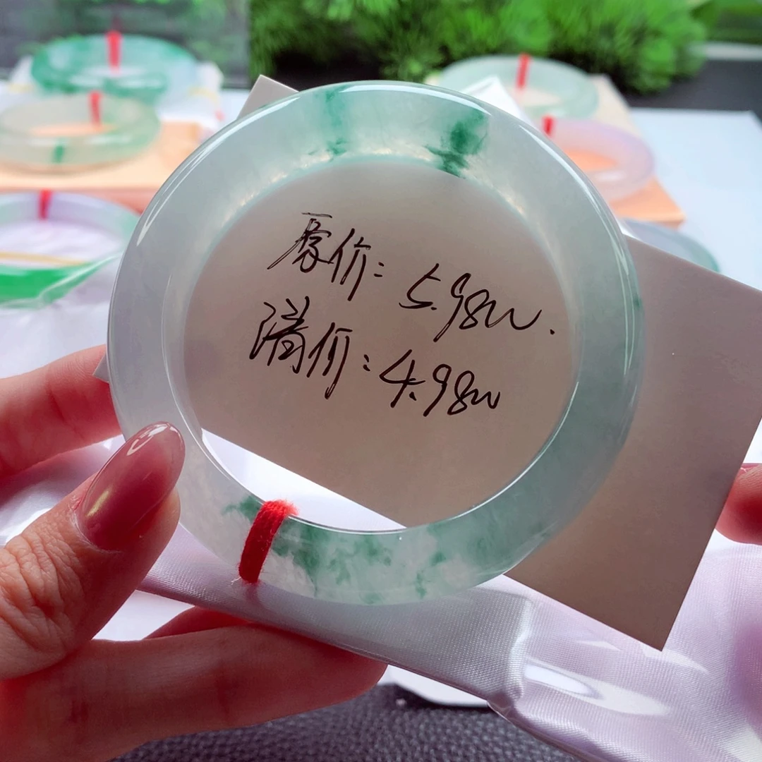 一***暖翡翠未镶嵌手镯56.4 漏价中万战斗机 灵