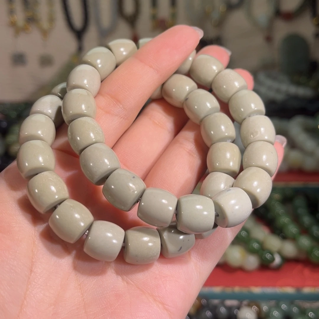 和田玉未镶嵌手链多样性发货