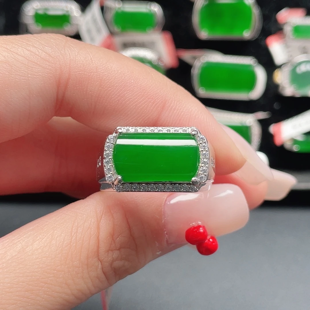 七****翡翠银S925镶嵌戒指没有运费险4048