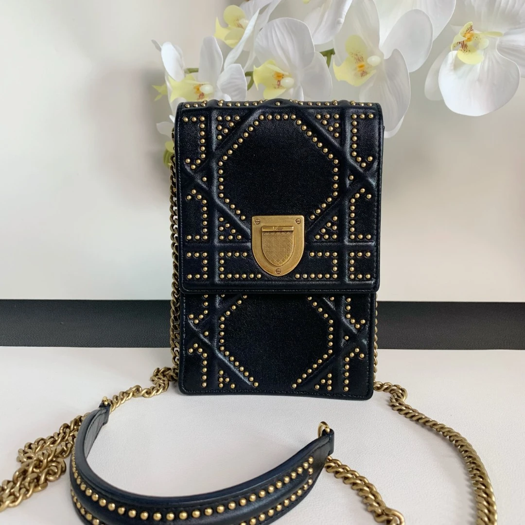 95新 DIOR/迪奥 【98新/热门款】dior 盾牌手机包-2223