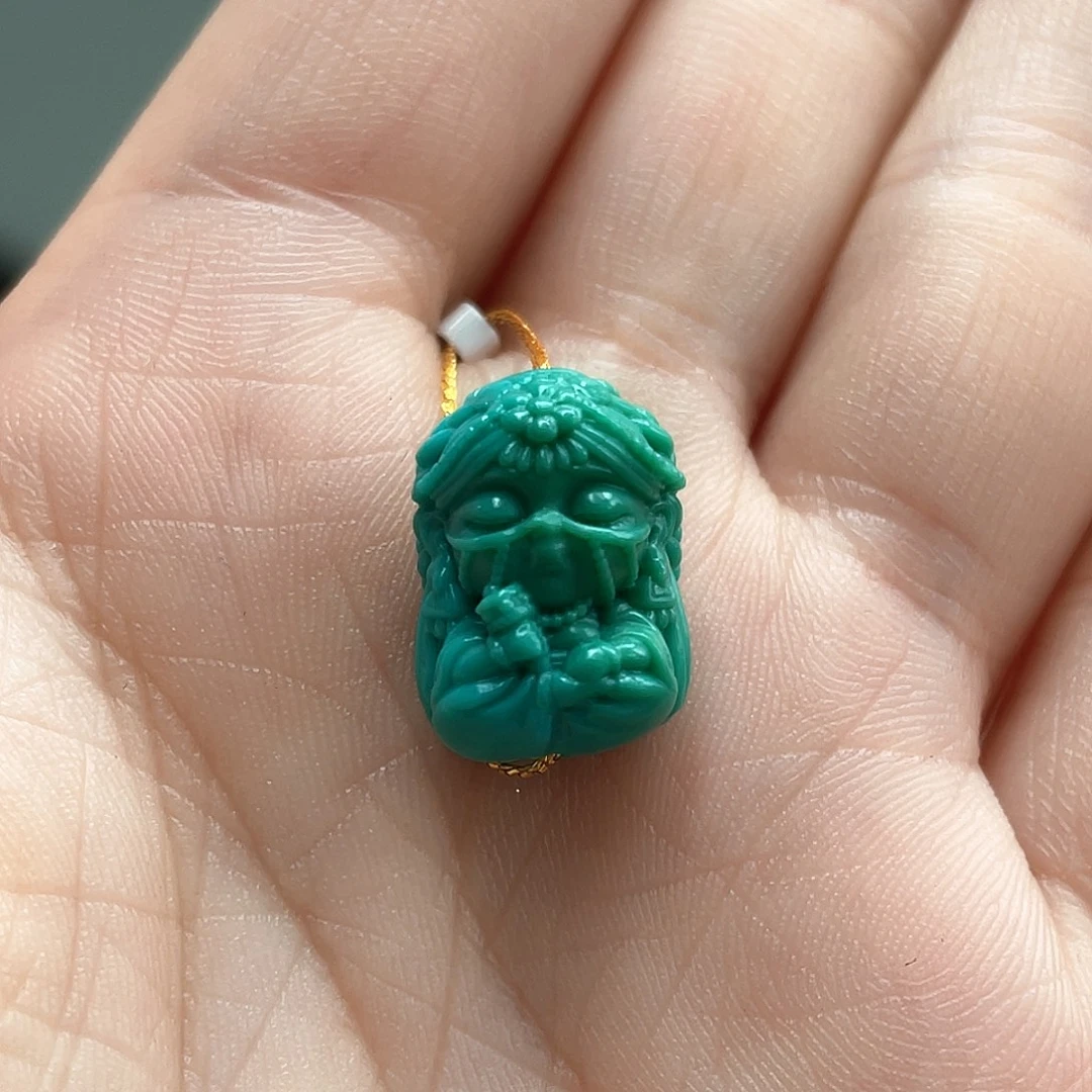 未镶嵌绿松石颈饰