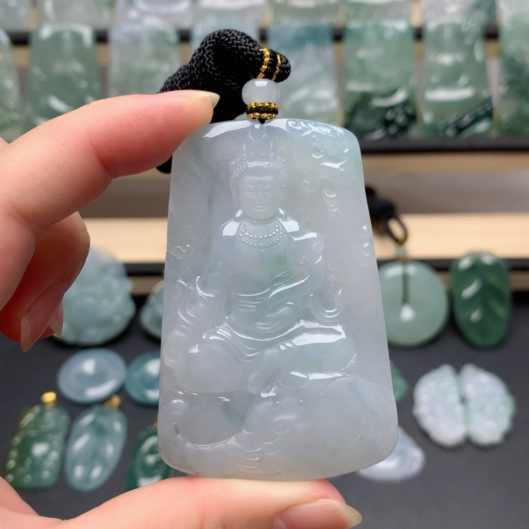 翡翠未镶嵌颈饰普贤