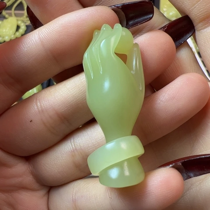 和田玉（黄玉）未镶嵌颈饰