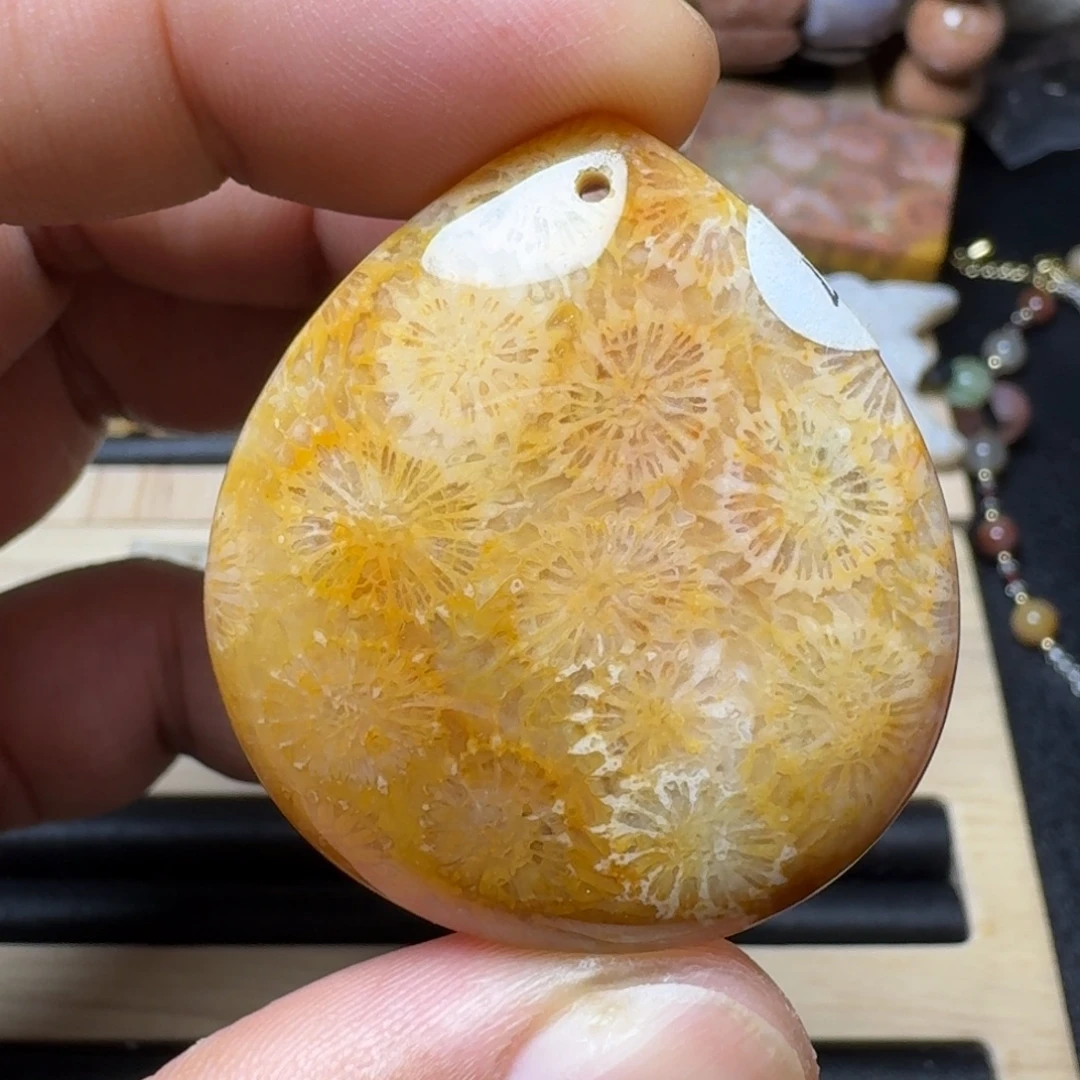 硅化玉未镶嵌纯天然色有机玉石保真色