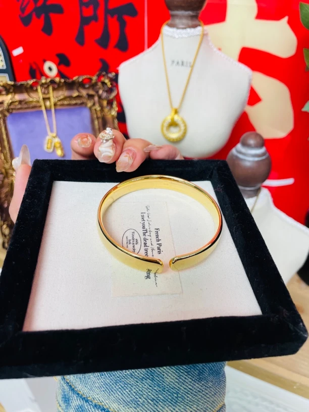 铜合金手镯 亮面开口手镯气质轻奢时尚金色百搭实心可调节