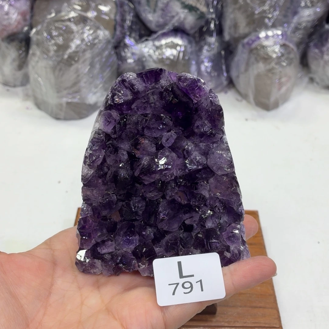 未镶嵌摆件水晶天然紫水晶