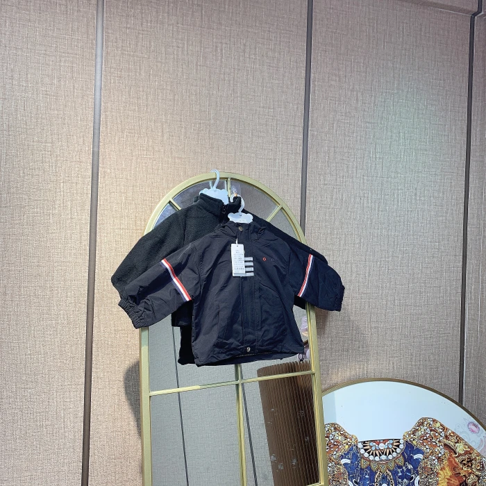 AC537    宝宝黑色三合一上衣外套