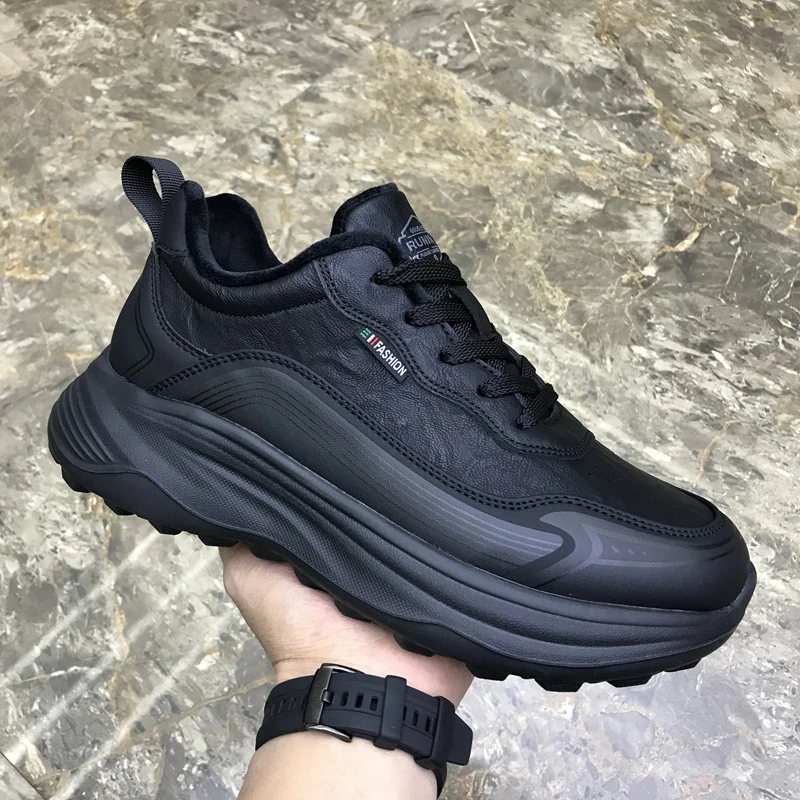 2025年冬季新款时尚休闲鞋系带保暖男鞋加棉户外休闲鞋厚底男鞋