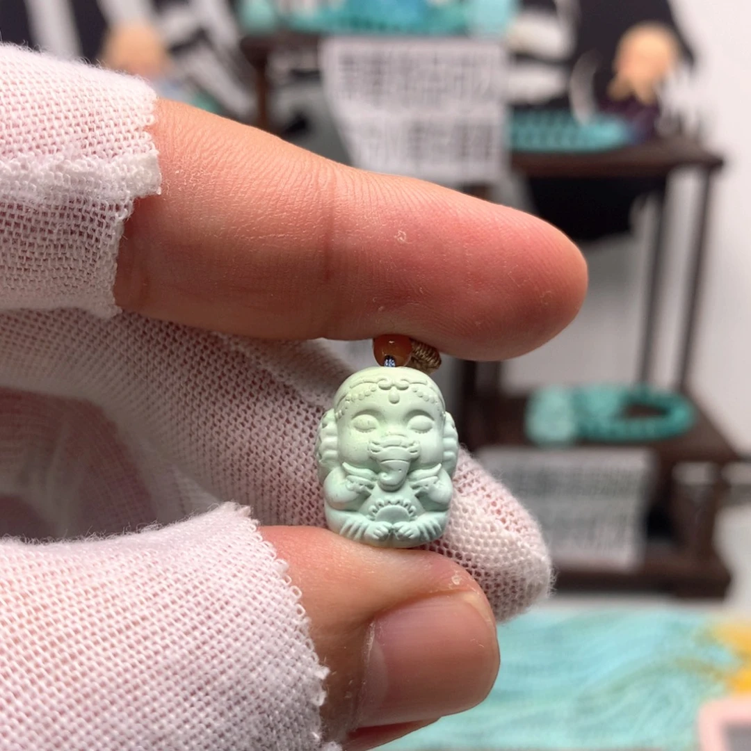 绿松石未镶嵌挂件