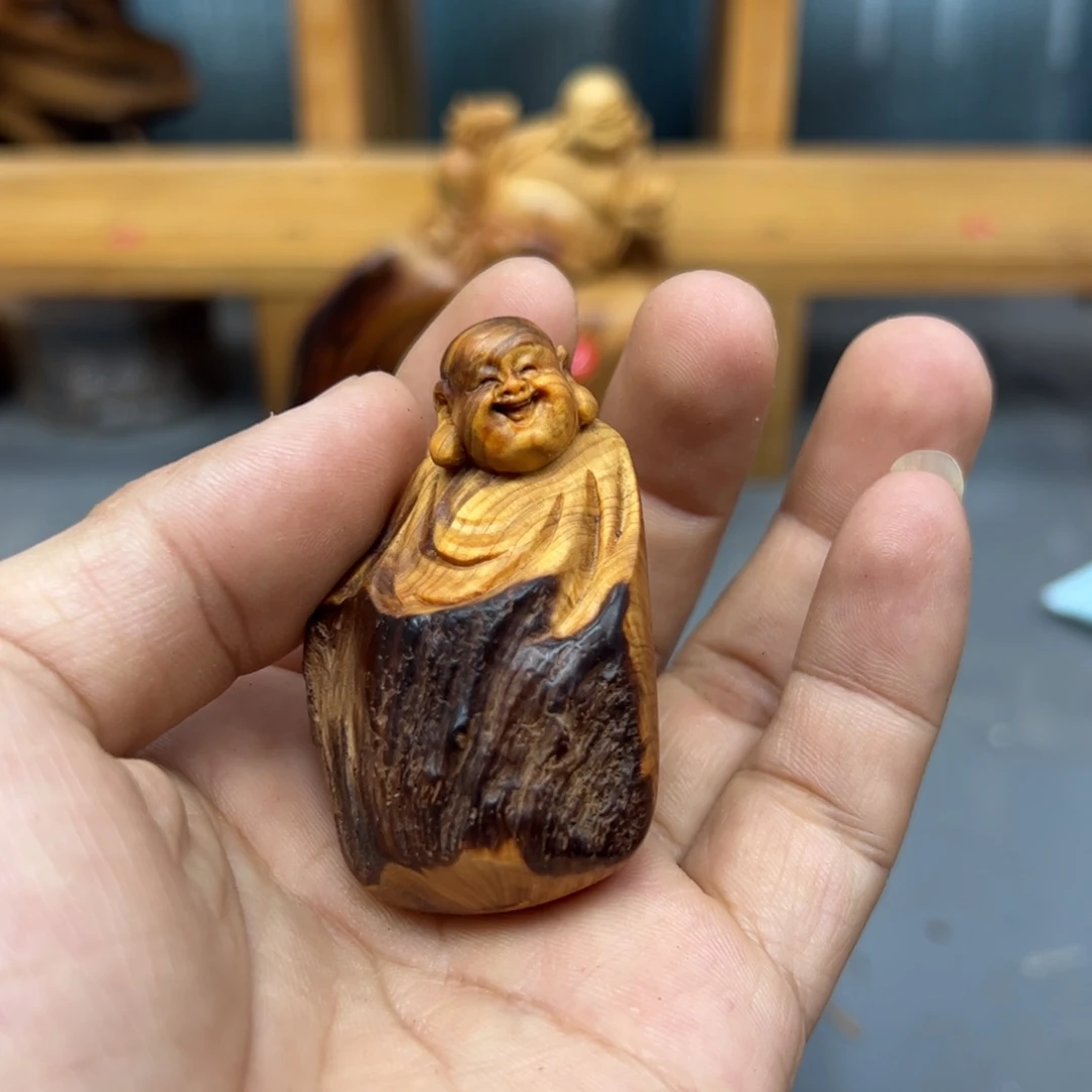 莺***袅木崖柏木摆件手把件