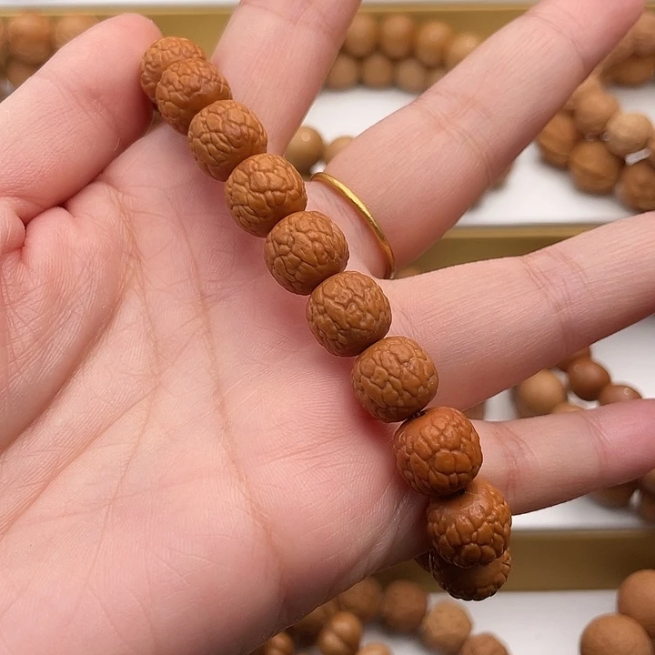 猴头核桃吊坠体验款小山丘