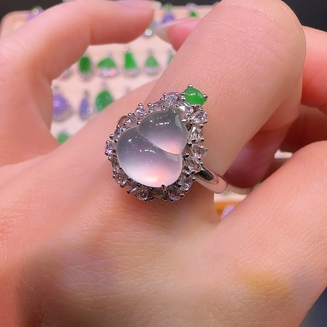 翡翠18K金镶嵌戒指