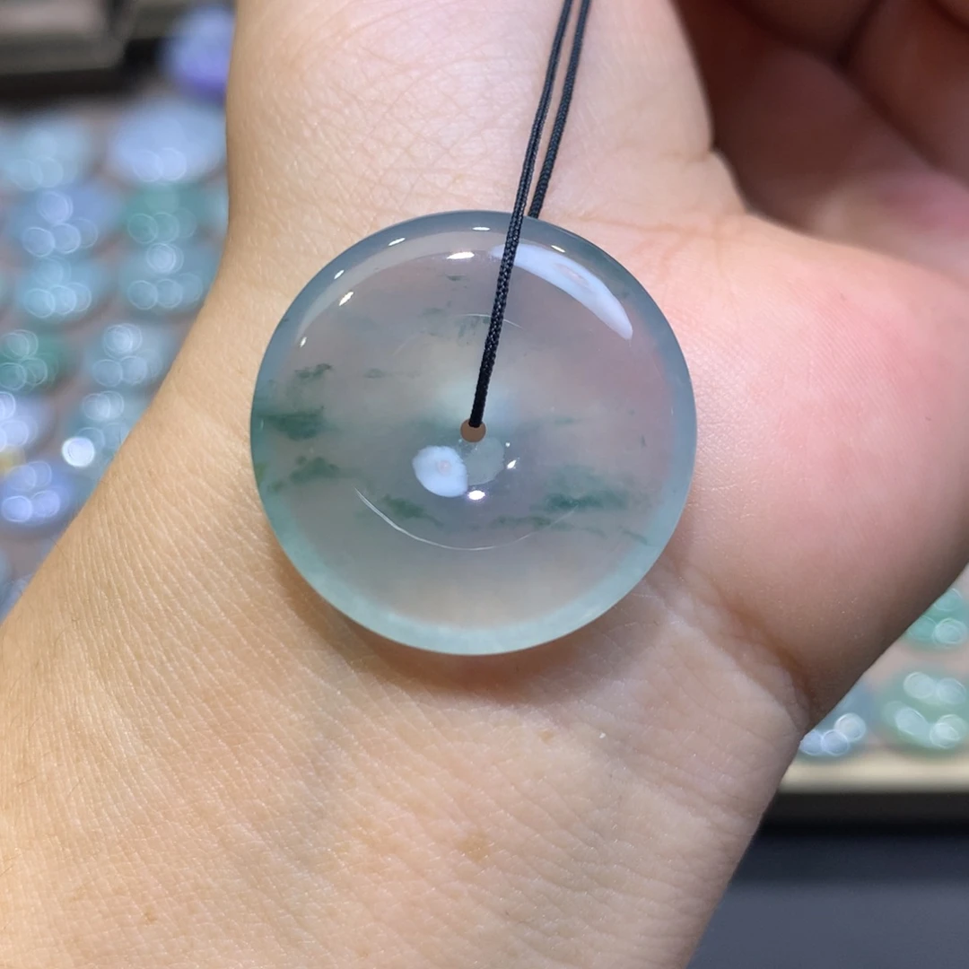 翡翠未镶嵌颈饰平安扣25.9*5.7