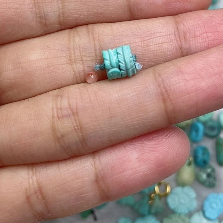 南红玛瑙未镶嵌珠宝奇石