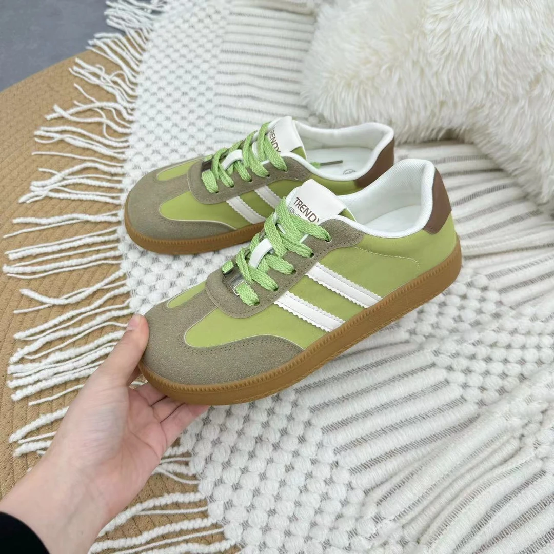 A9812 绿色 百搭德训鞋女2024新款潮流芒果头板鞋复古小白鞋女