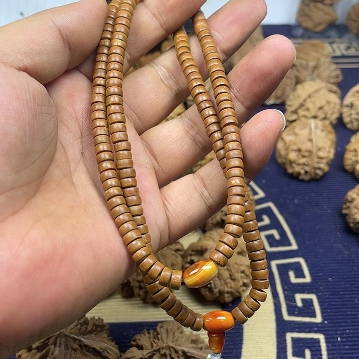 【闪购商品】文玩核桃把件核片0.6尺