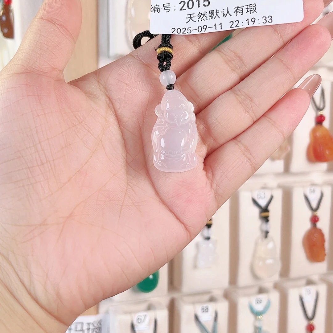 张***姐未镶嵌颈饰玛瑙/玉髓