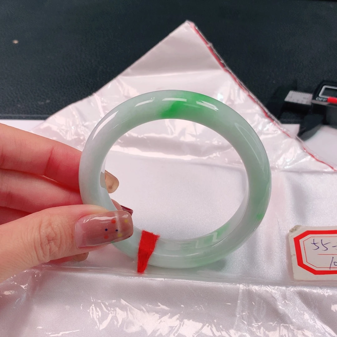 未镶嵌手镯翡翠131