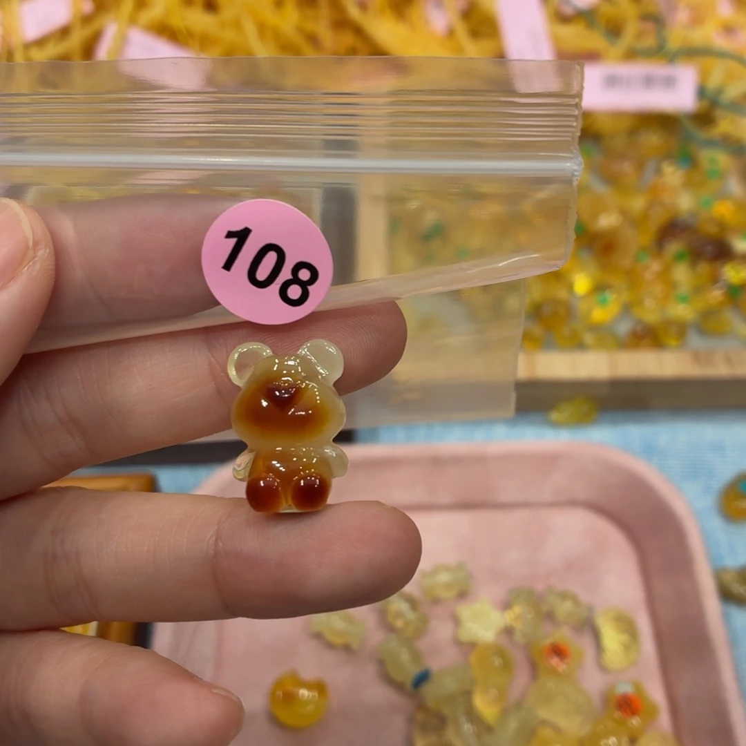 琥珀未镶嵌珠宝奇石