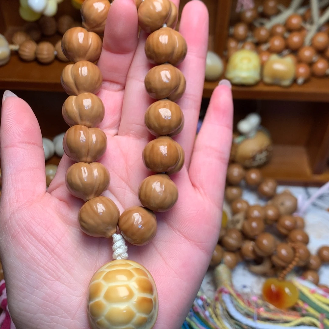 吊坠猴头核桃二代16屁桃手持富甲