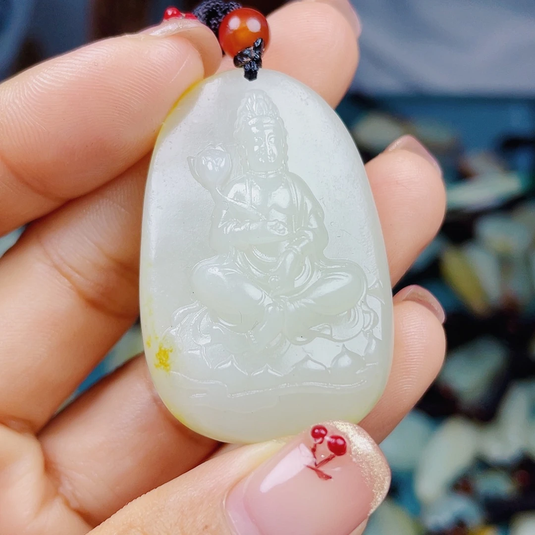 颈饰未镶嵌和田玉