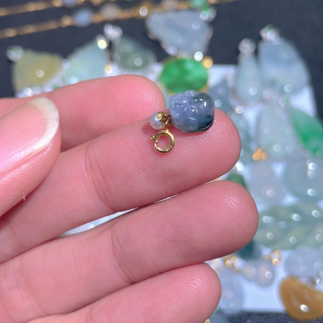 翡翠颈饰18K金镶嵌翡翠