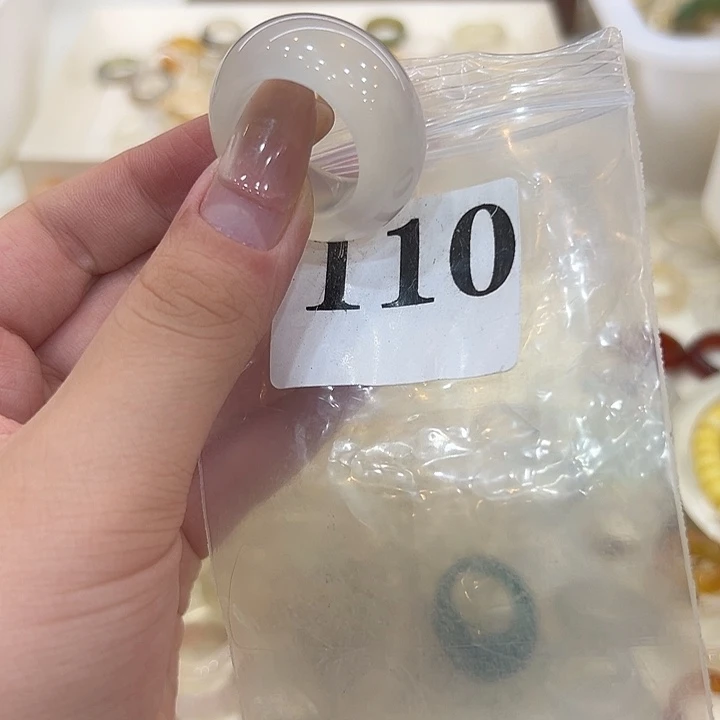 合金戒指玛瑙/玉髓110港25