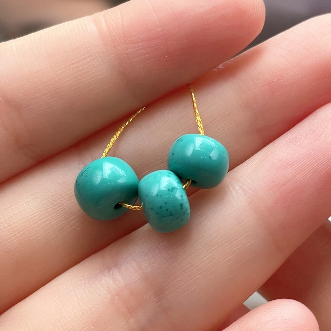 未镶嵌绿松石颈饰